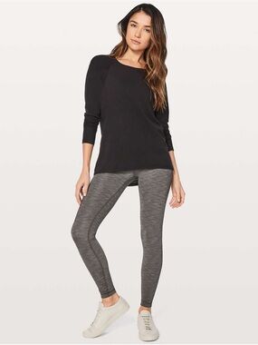 Lululemon Wunder Under Hi-Rise Tight Full-On Luxtreme 28"
Heathered Black